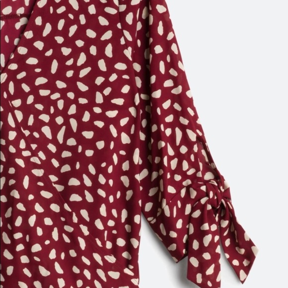 West Kei Allan Surplice Tie Sleeve High Low Blouse - Picture 4 of 6